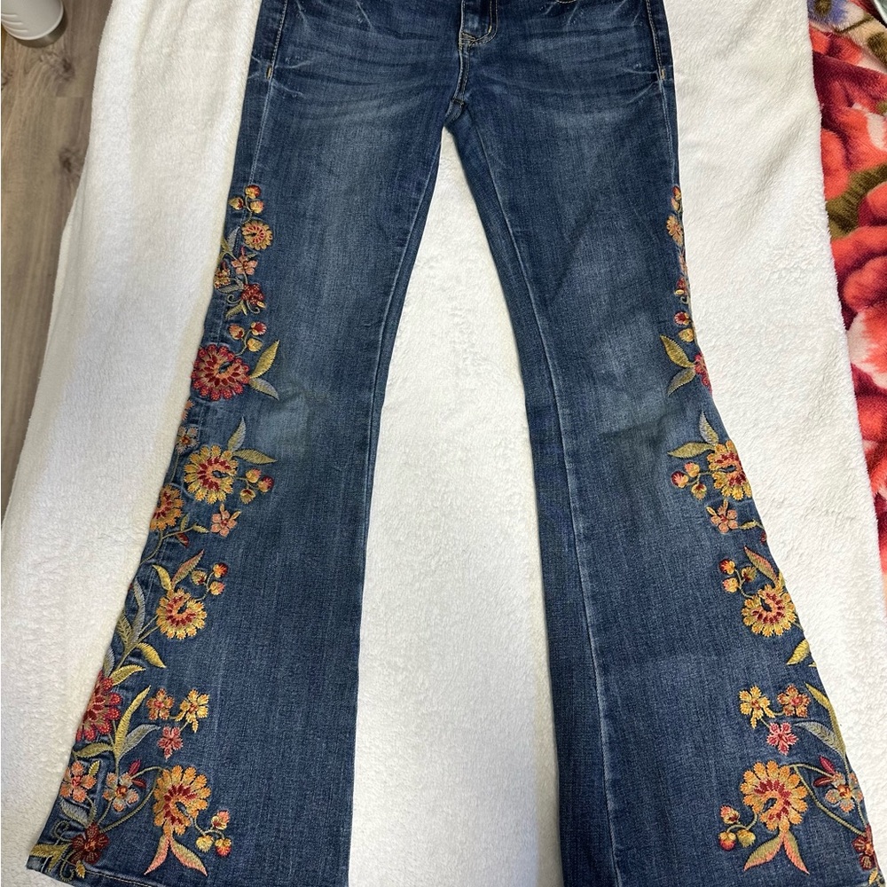 Grace Denim Jeans with Vibrant Floral Design